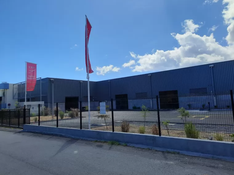 Livraison de l'entrepôt logistique Voltaire, au Port, Saint-André, SENA